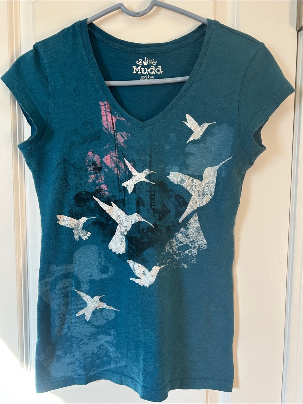 Mudd hummingbird tee shirt Small